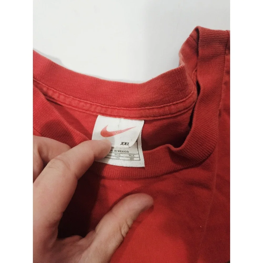 Nike Essentials Y2K Vintage Big‎ Swoosh Logo Red T-Shirt Men's Size 2XL